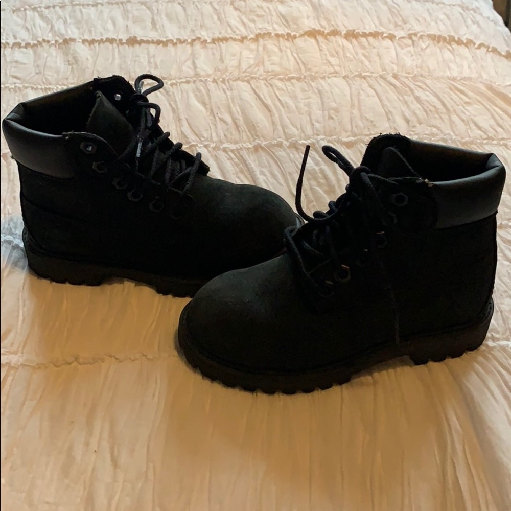 Black Timberland boys boots